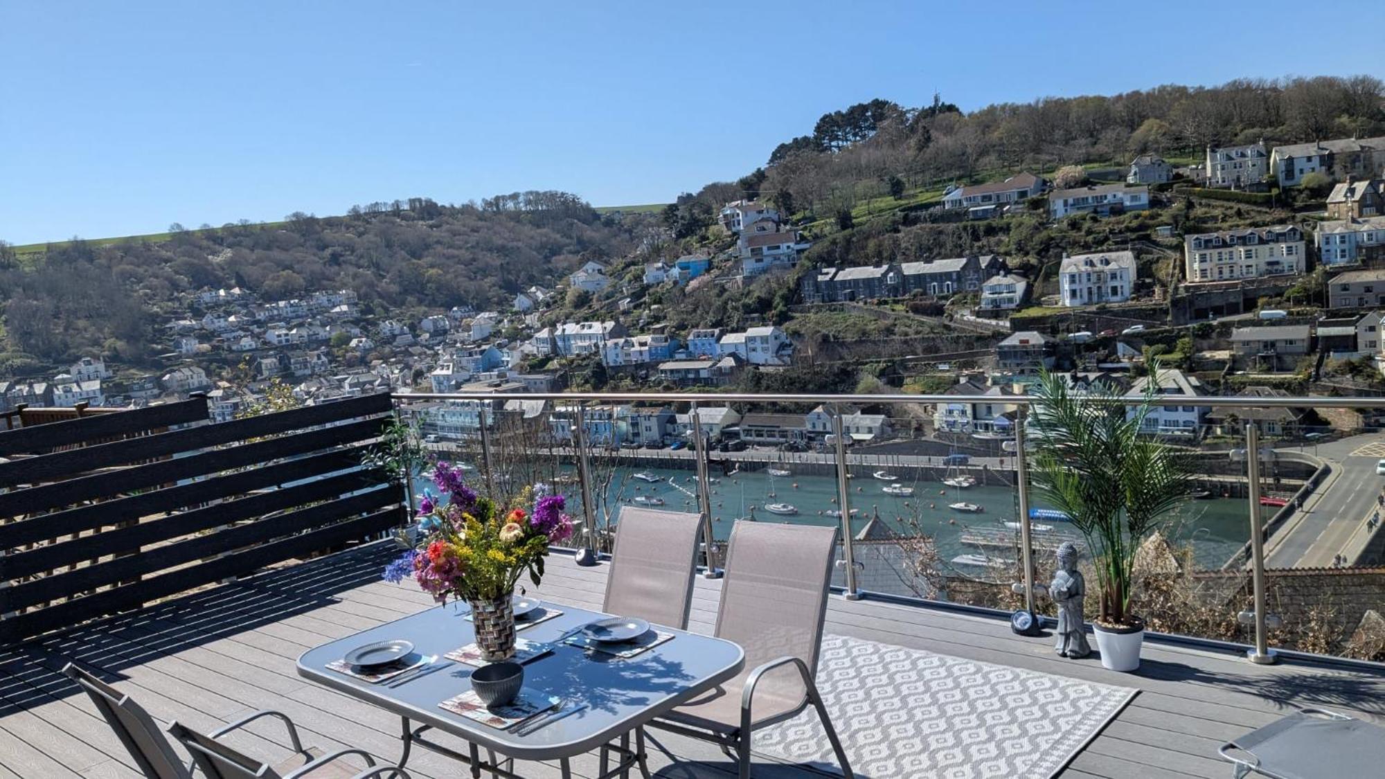The Hillocks, Looe - Two Bedroom House With Fabulous Views Of Looe Town And Harbour Bagian luar foto